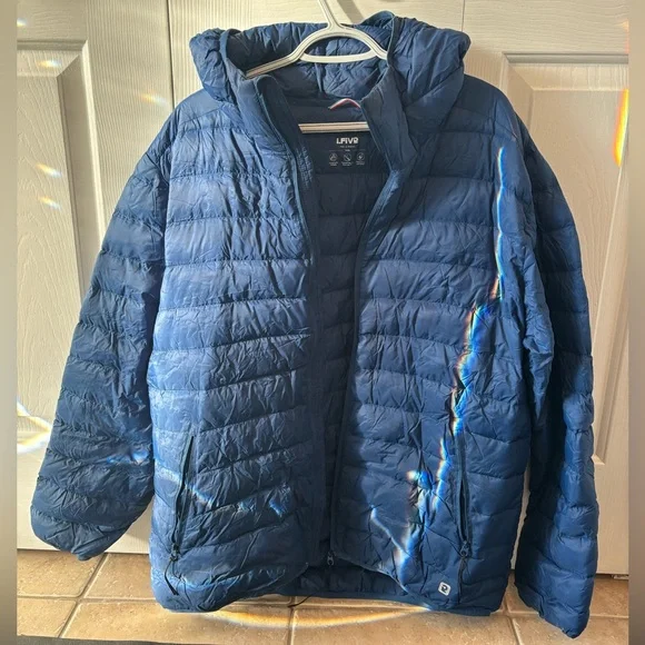 Simons Navy Puffer Jacket - Picture 2 of 5